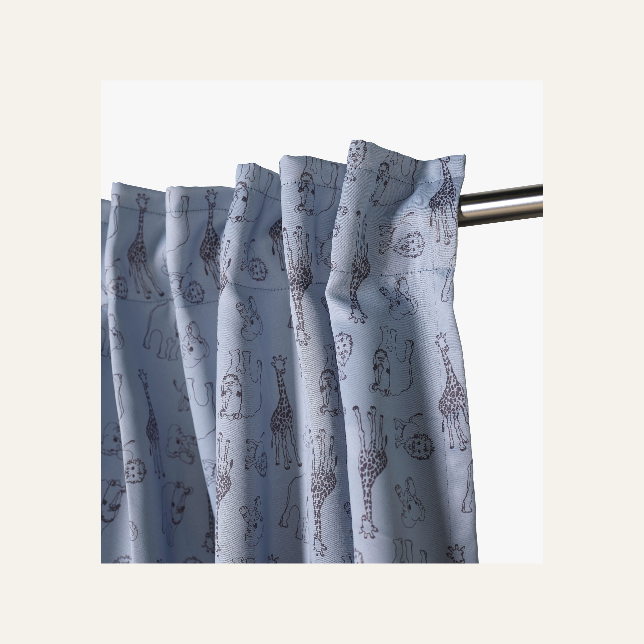 Pimentävä verho vaaleansininen - 2