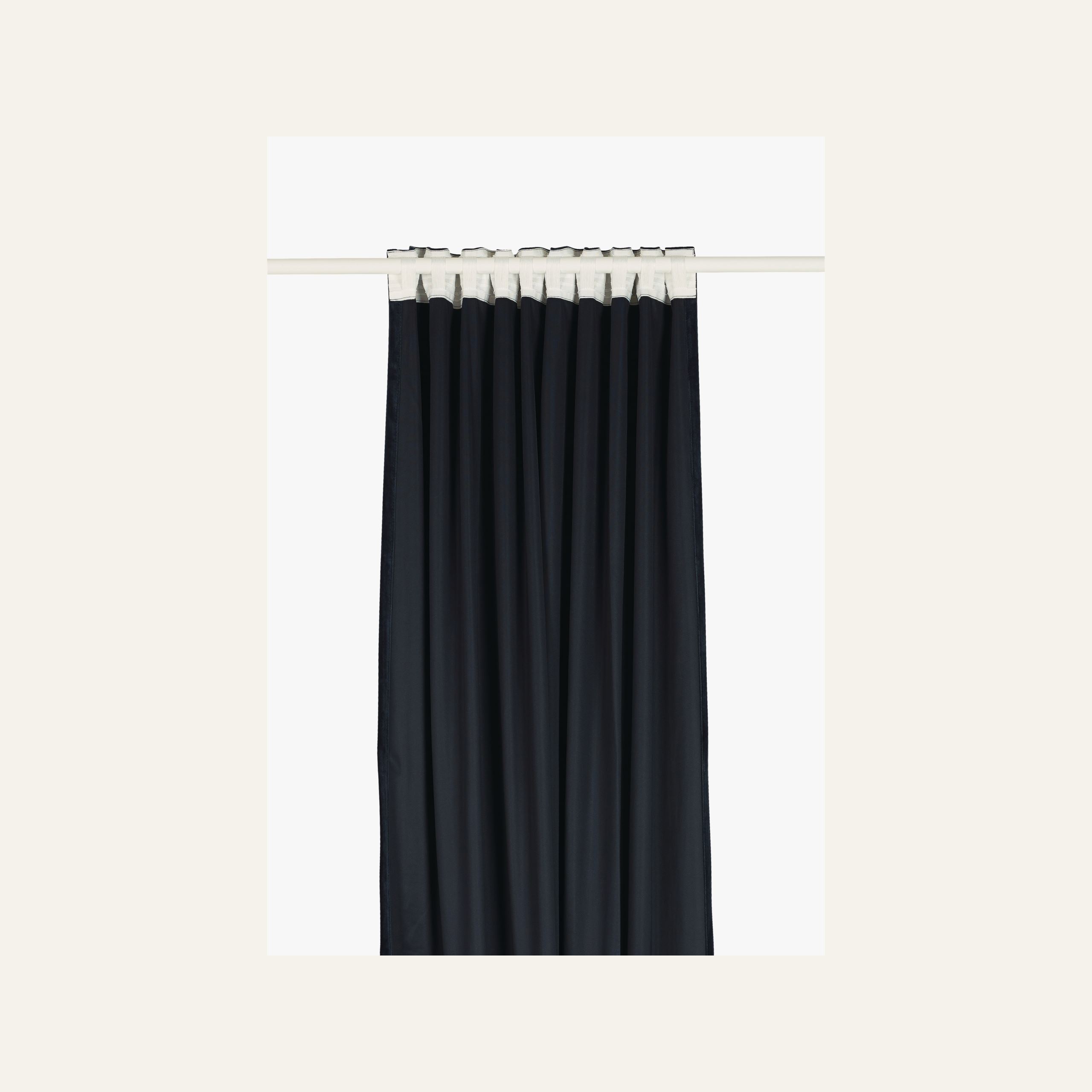 Verho tummansininen - 2