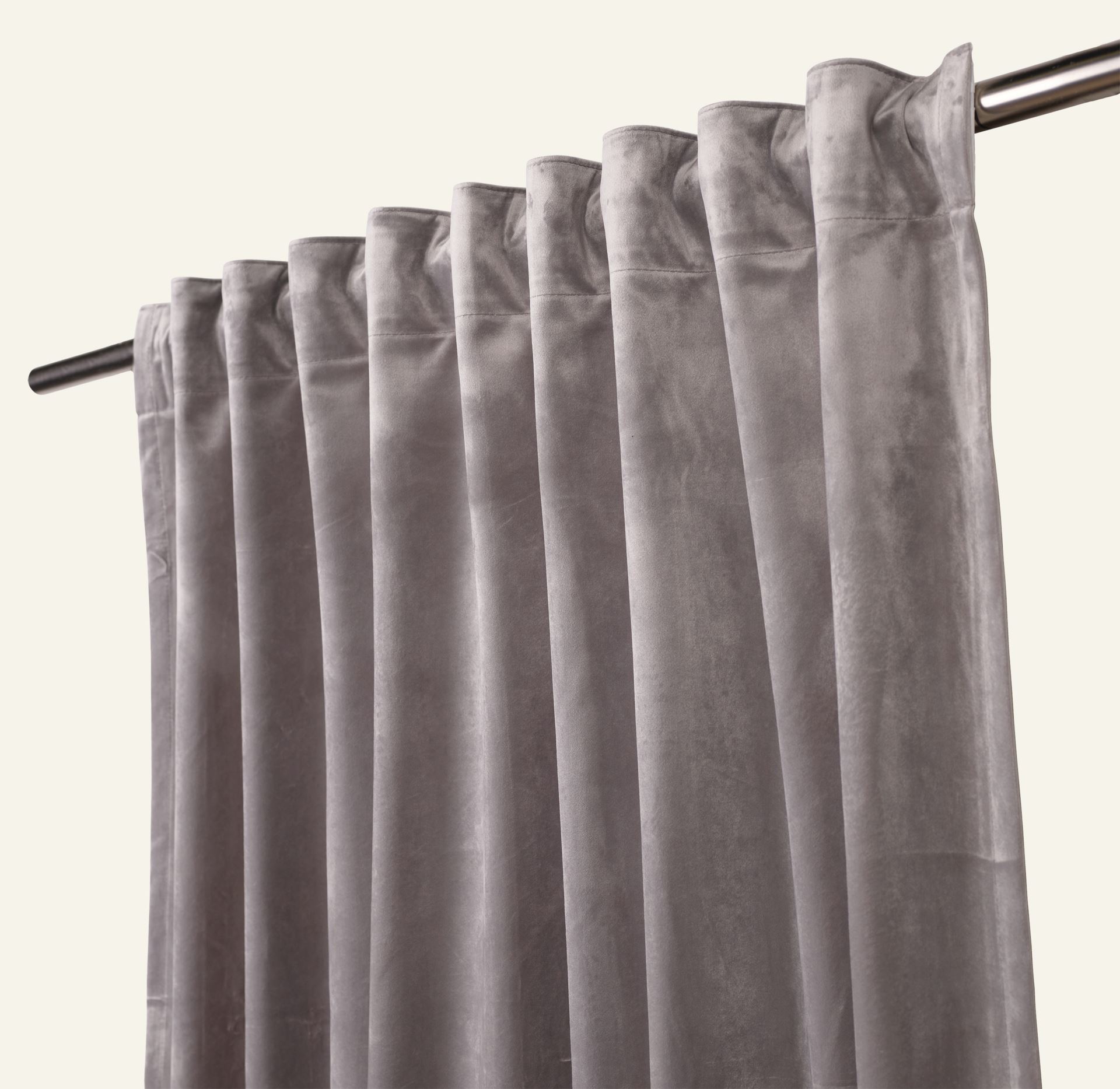 Verho vaaleanharmaa - 2