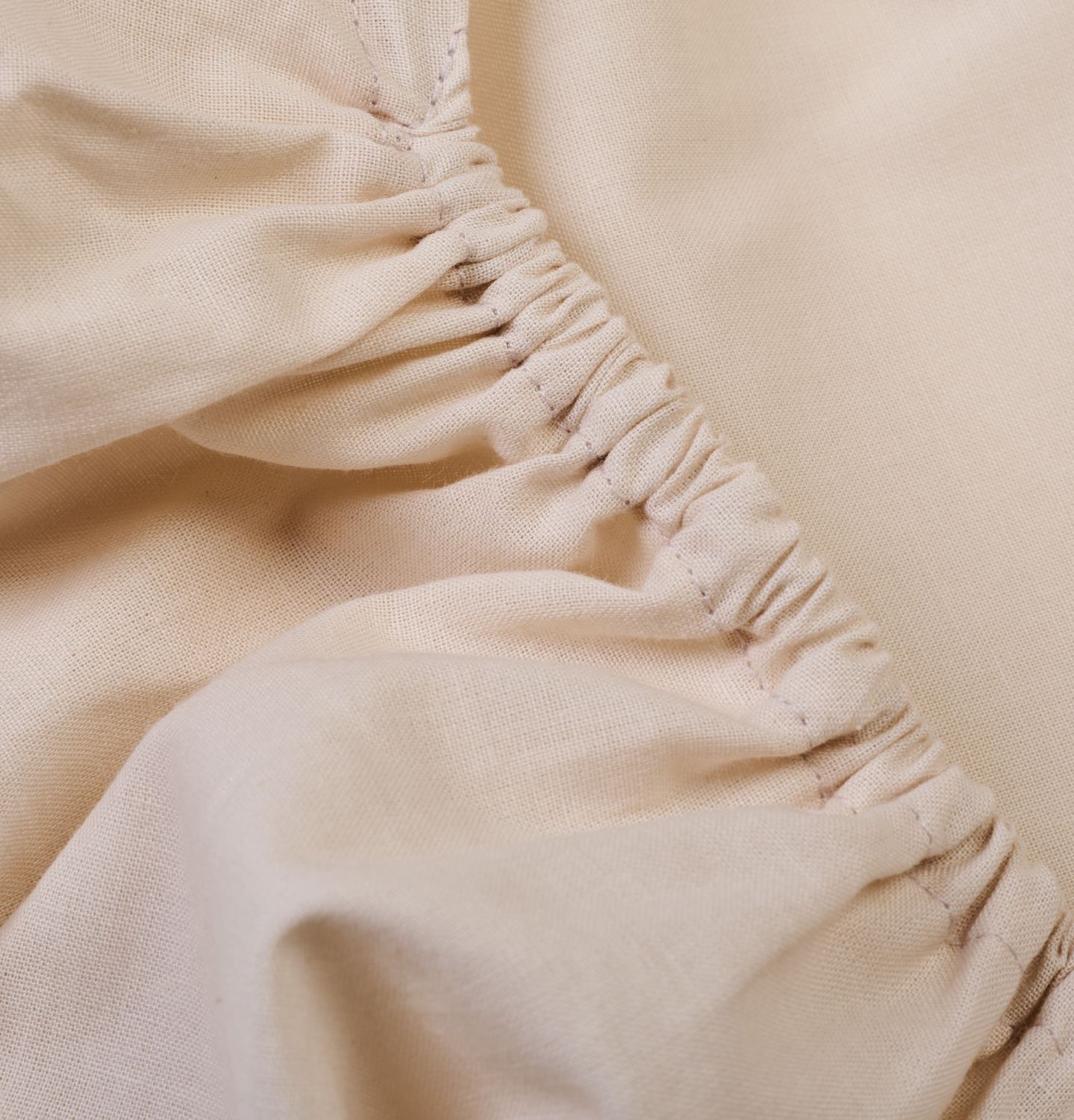 Muotoonommeltu aluslakana hiekka - 2