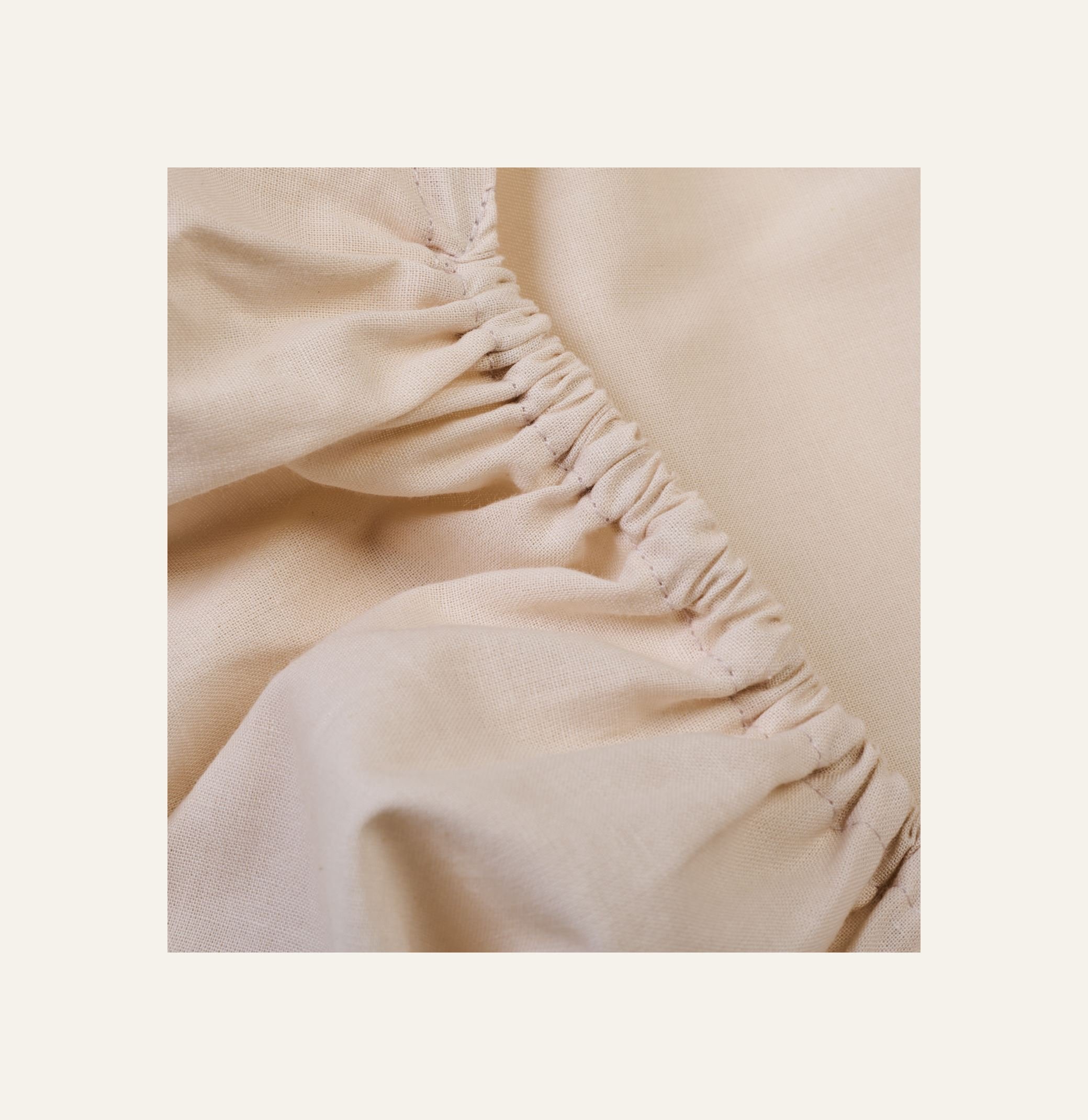 Muotoonommeltu aluslakana hiekka - 2