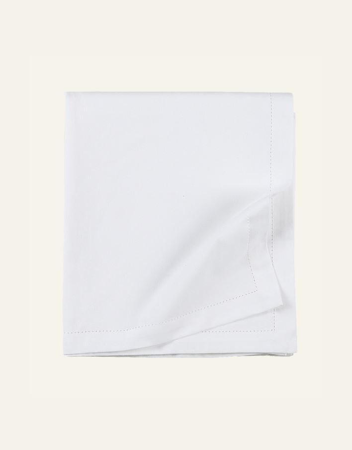 Pöytäliina valkoinen - 2