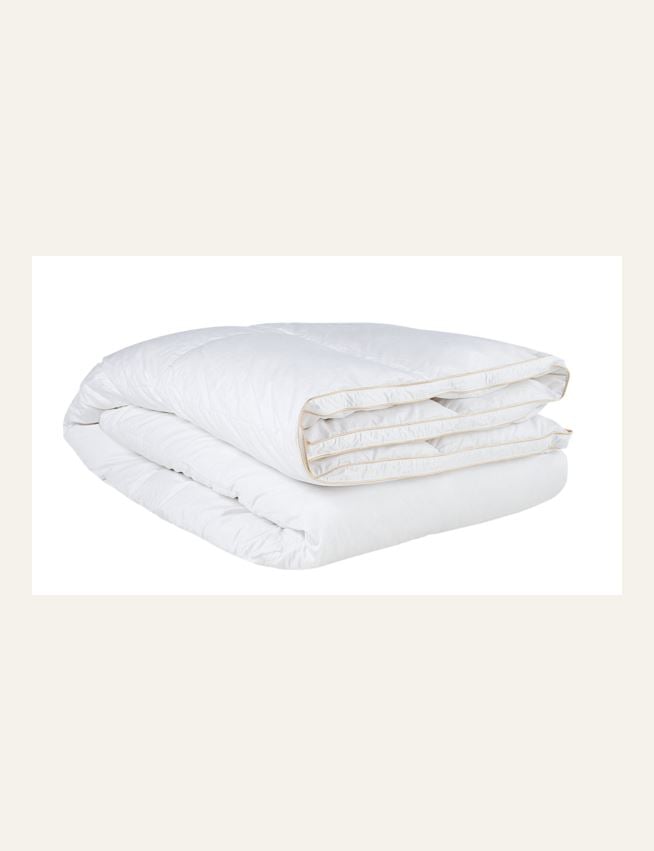 Lämmin untuvapeitto valkoinen - 2