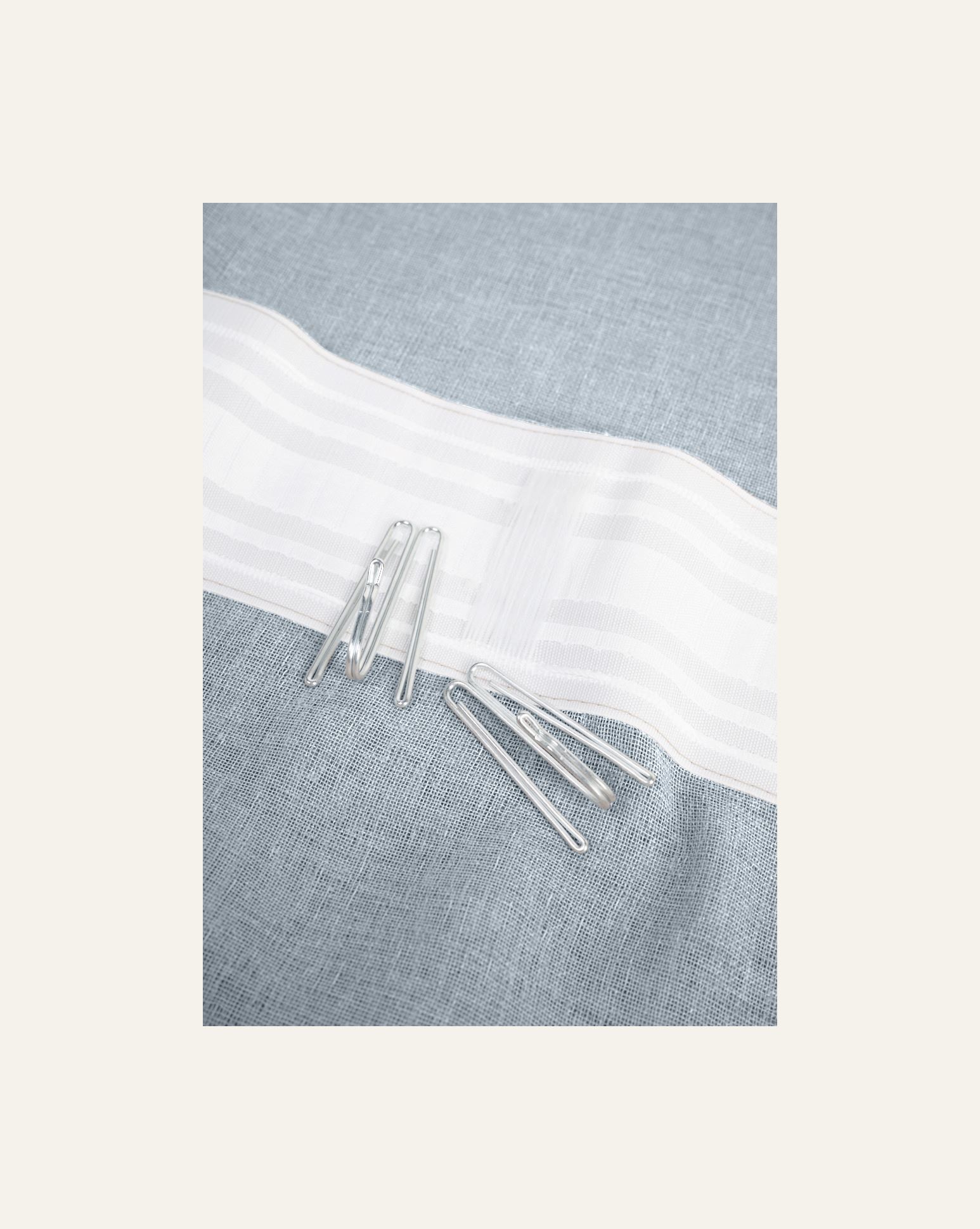 Verho harmaasininen - 5