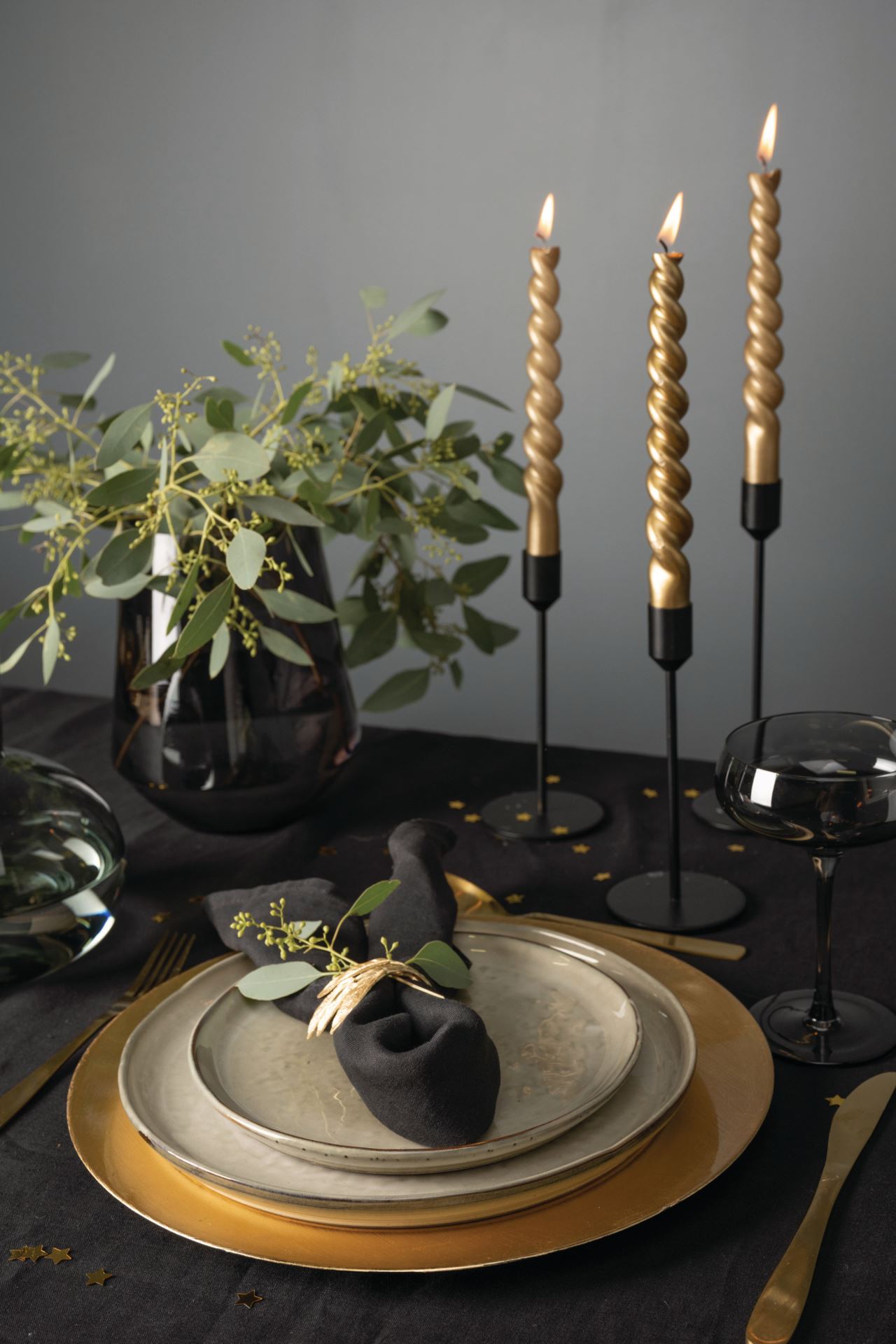 Kynttilänjalka musta - 3