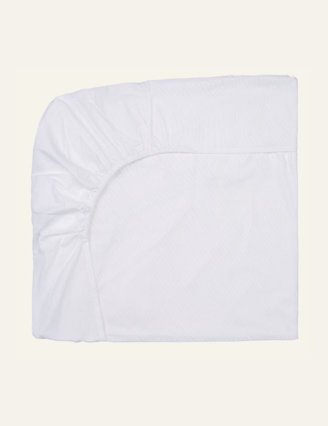 Muotoonommeltu aluslakana valkoinen - 2