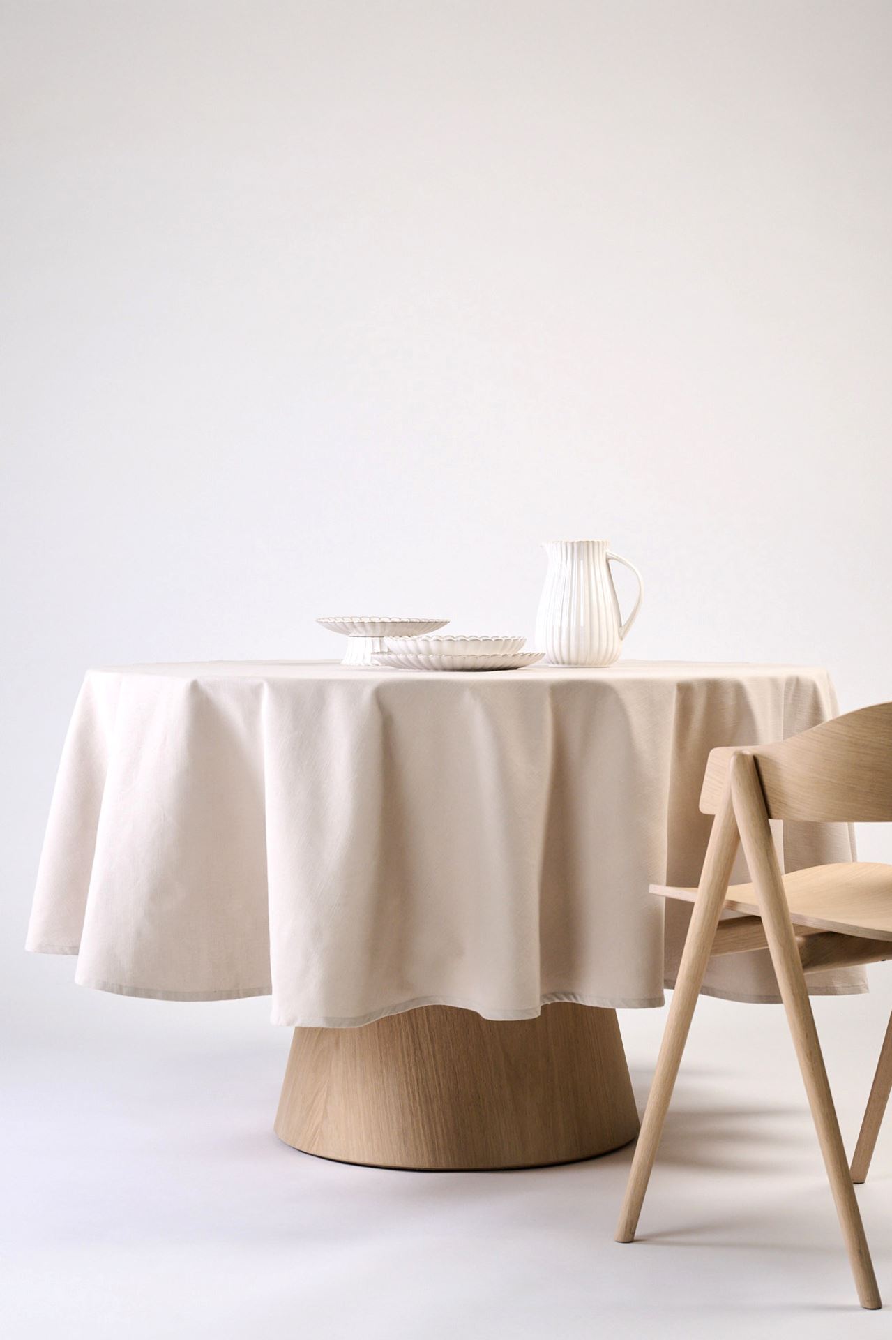 Pöytäliina beige - ø220 cm beige - 1