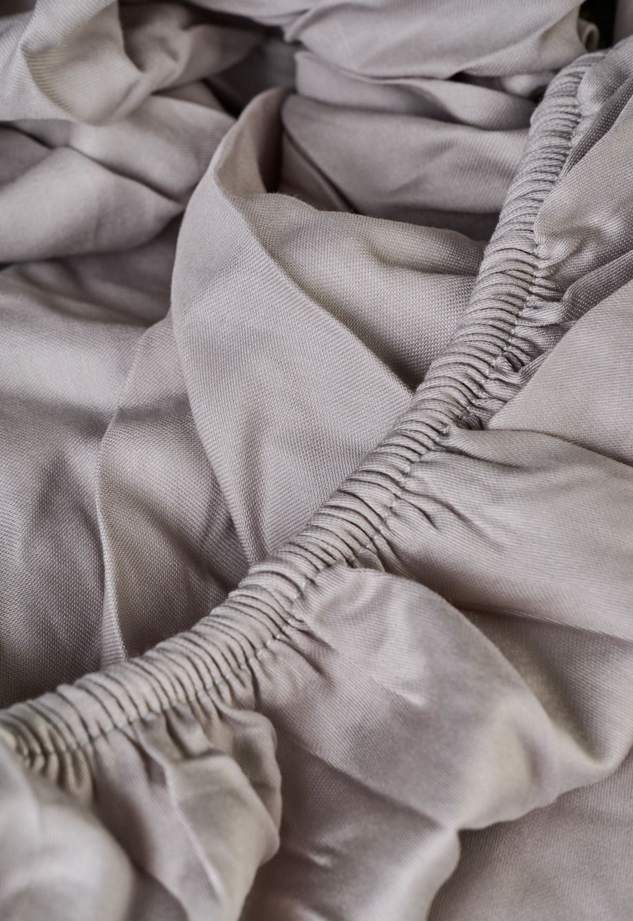 Aluslakana vaaleanharmaa - 3