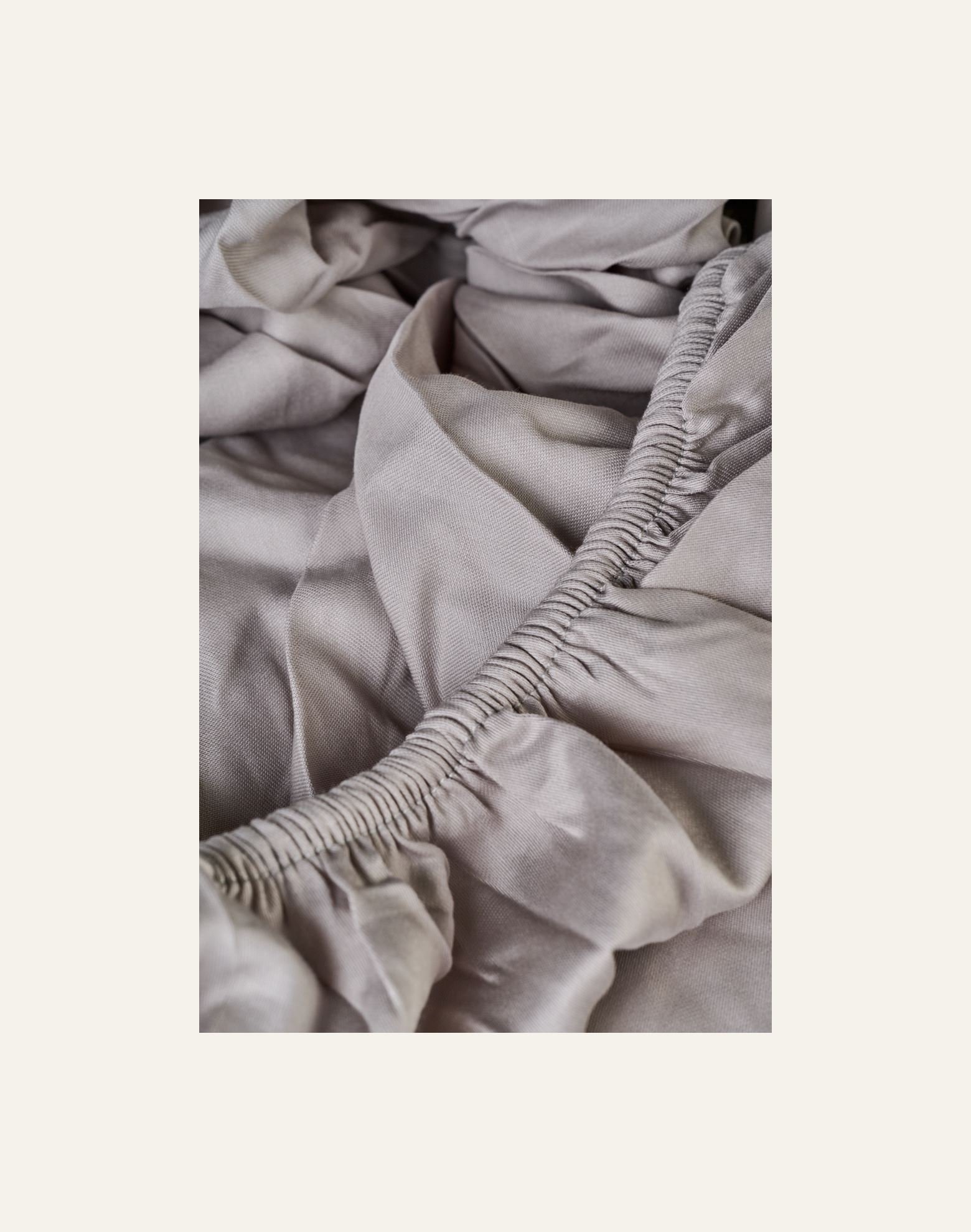 Aluslakana vaaleanharmaa - 3