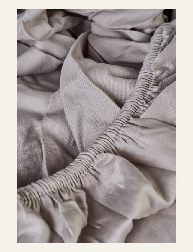 Aluslakana vaaleanharmaa - 3