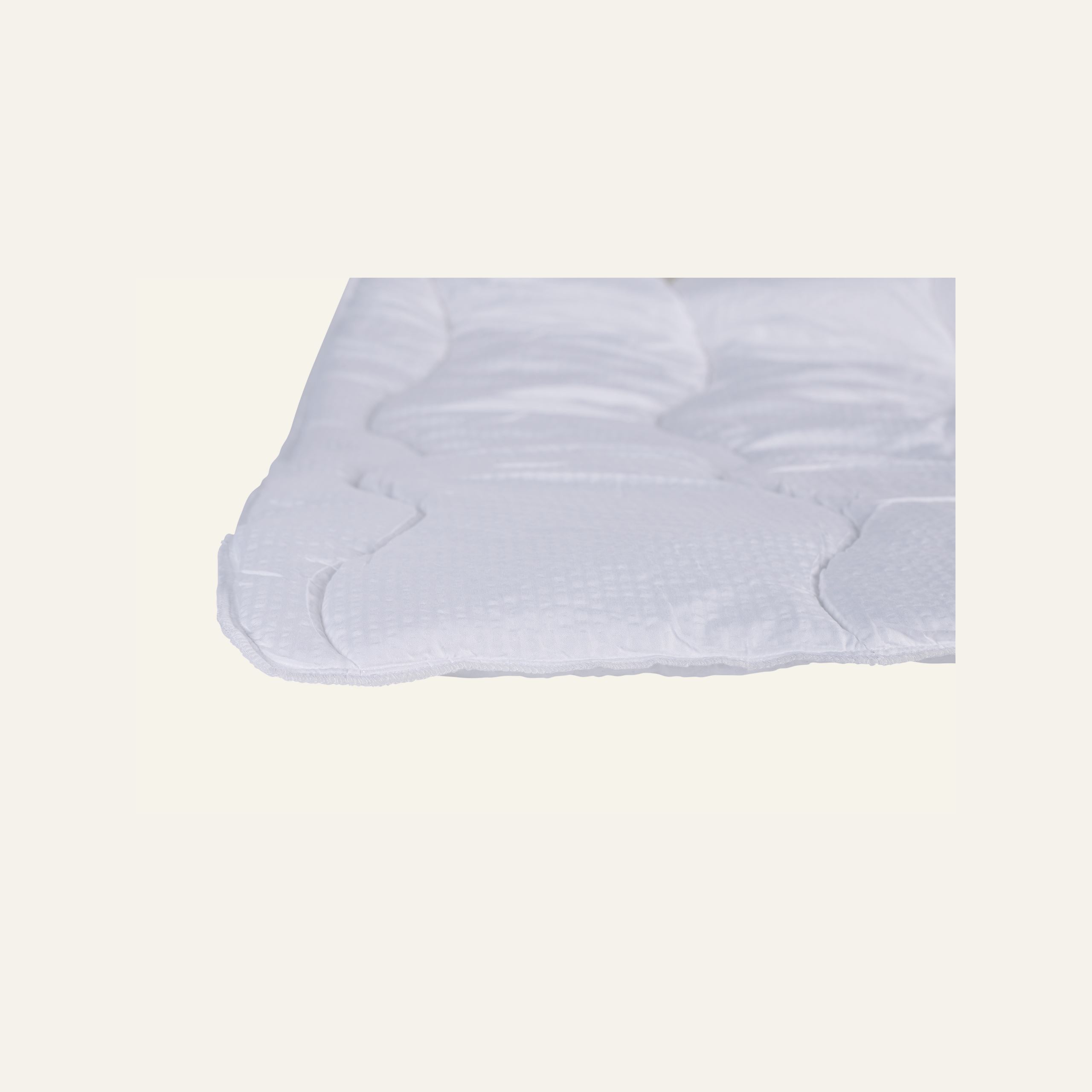 Keskilämmin kuitupeitto valkoinen - 2