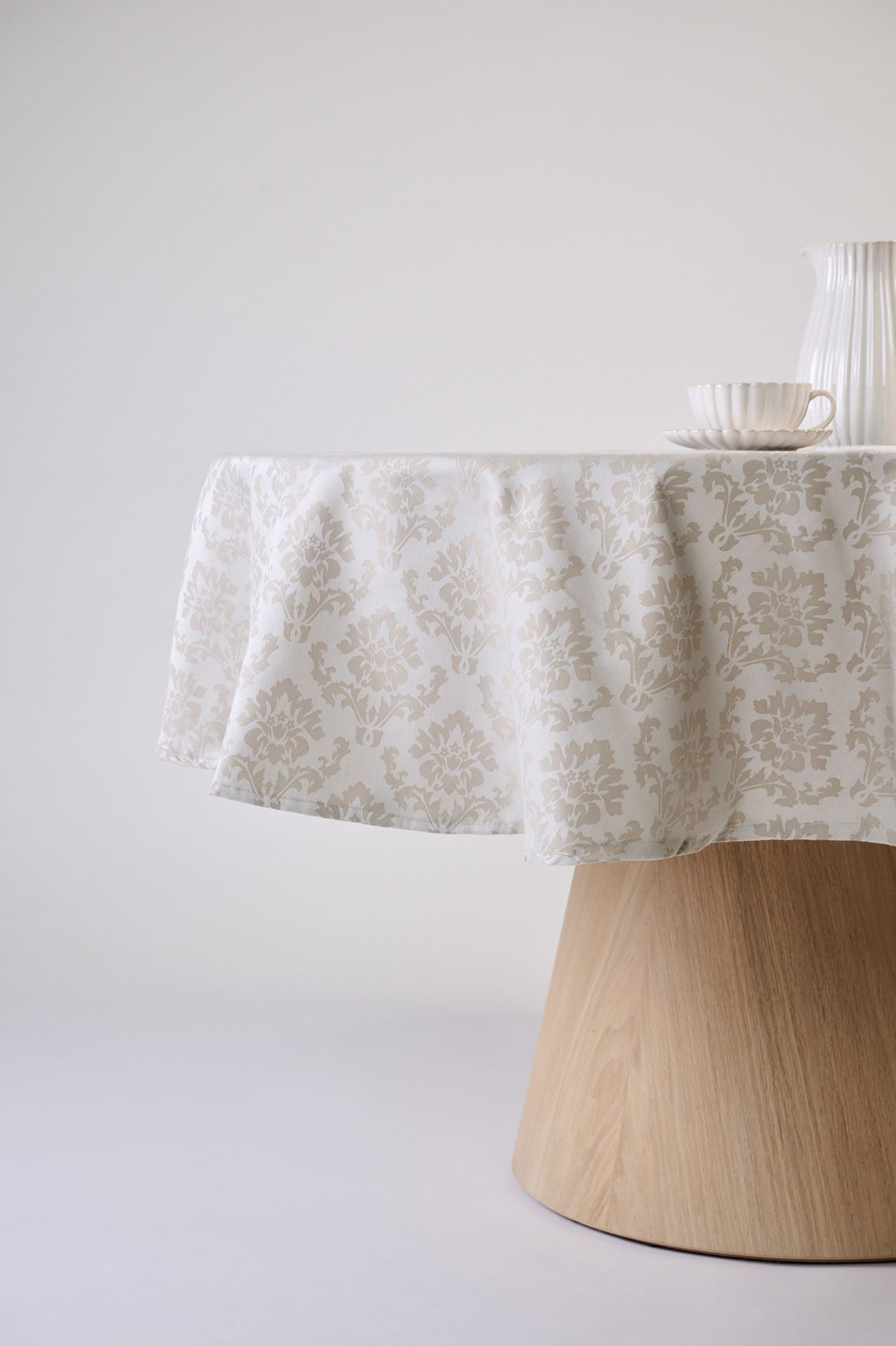 Pintakäsitelty pöytäliina beige - 4