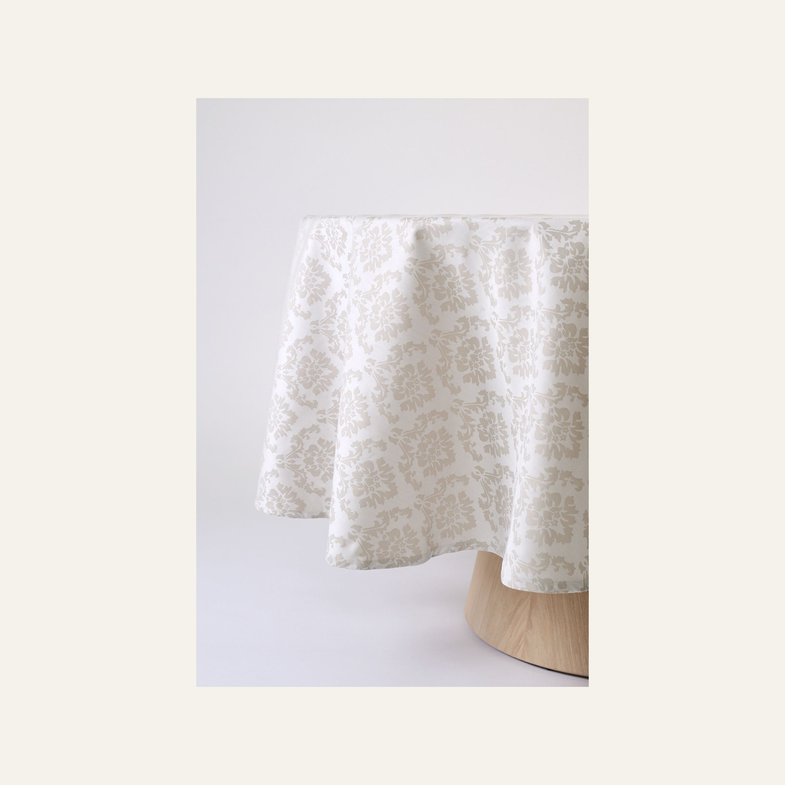 Pintakäsitelty pöytäliina beige - 5