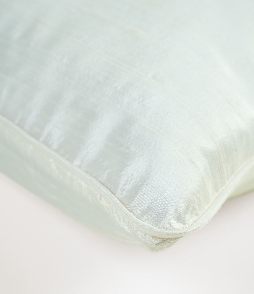 Koristetyynynpäällinen luonnonvalkoinen - 2