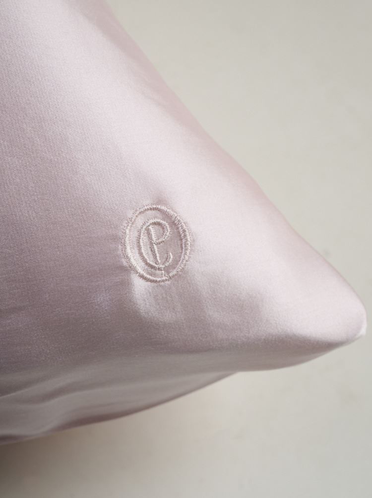 Silkki tyynyliina puuteriroosa - 2