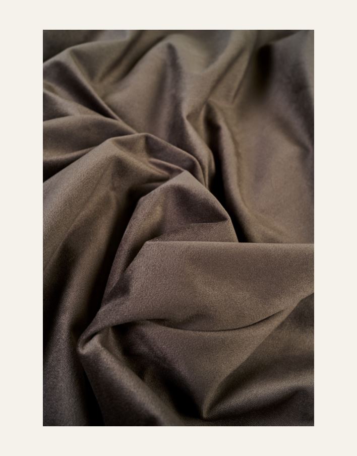 Pimentävä verho tummanruskea - 2