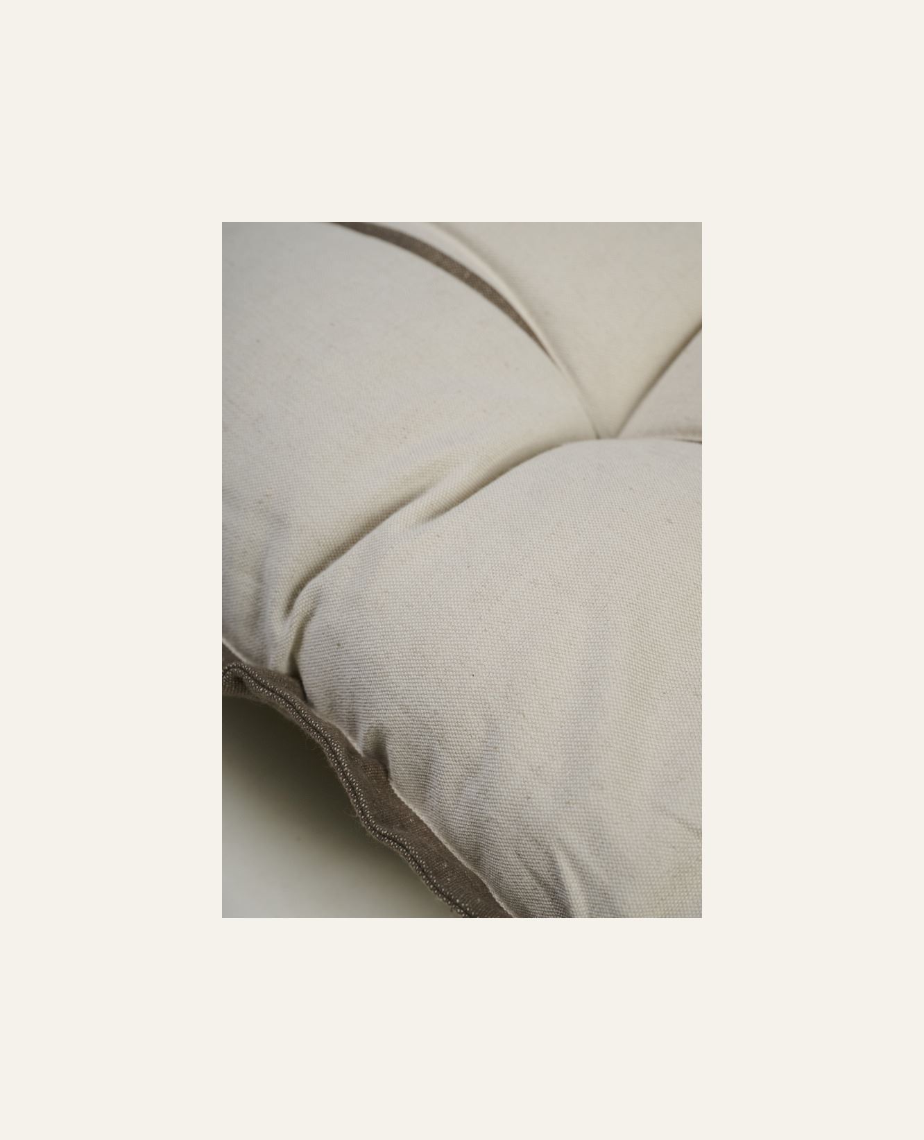 Istuintyyny ruskea - 2