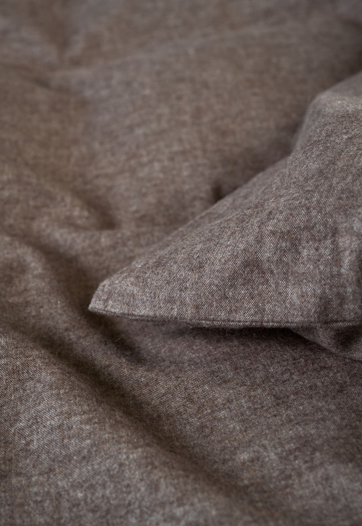 Pussilakanasetti lankavärjättyä flanellia ruskea - 3