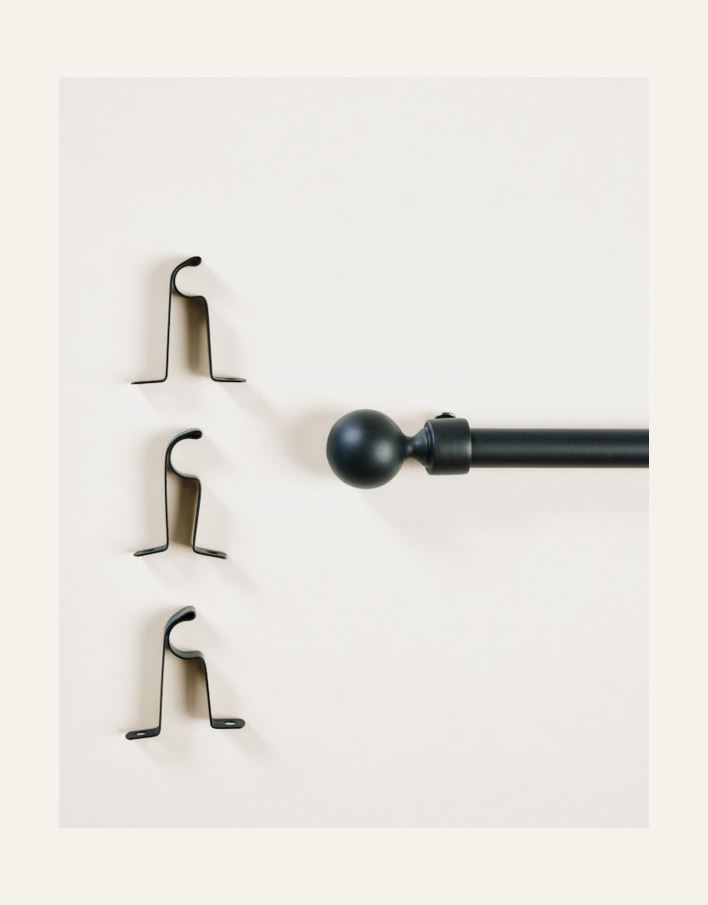 Kokonaisuus musta - 3