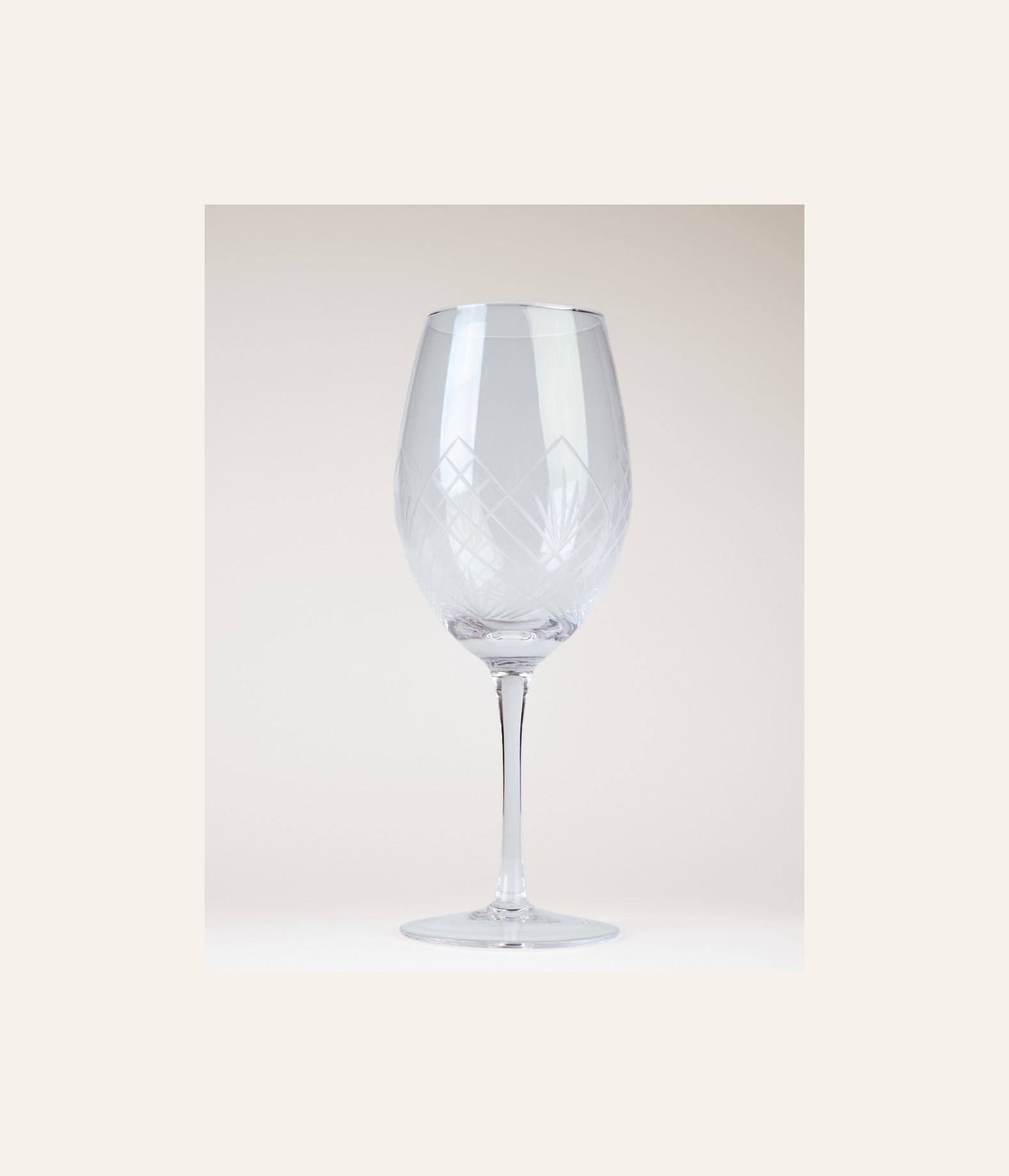 Punaviini lasi läpikuultava - 3