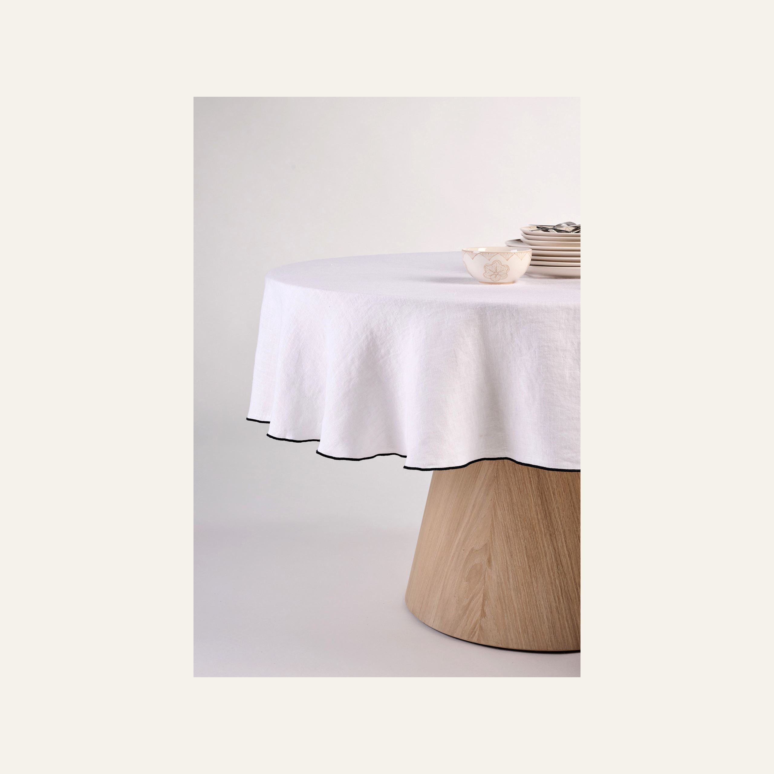 Pyöreä pellavaliina valkoinen - 4