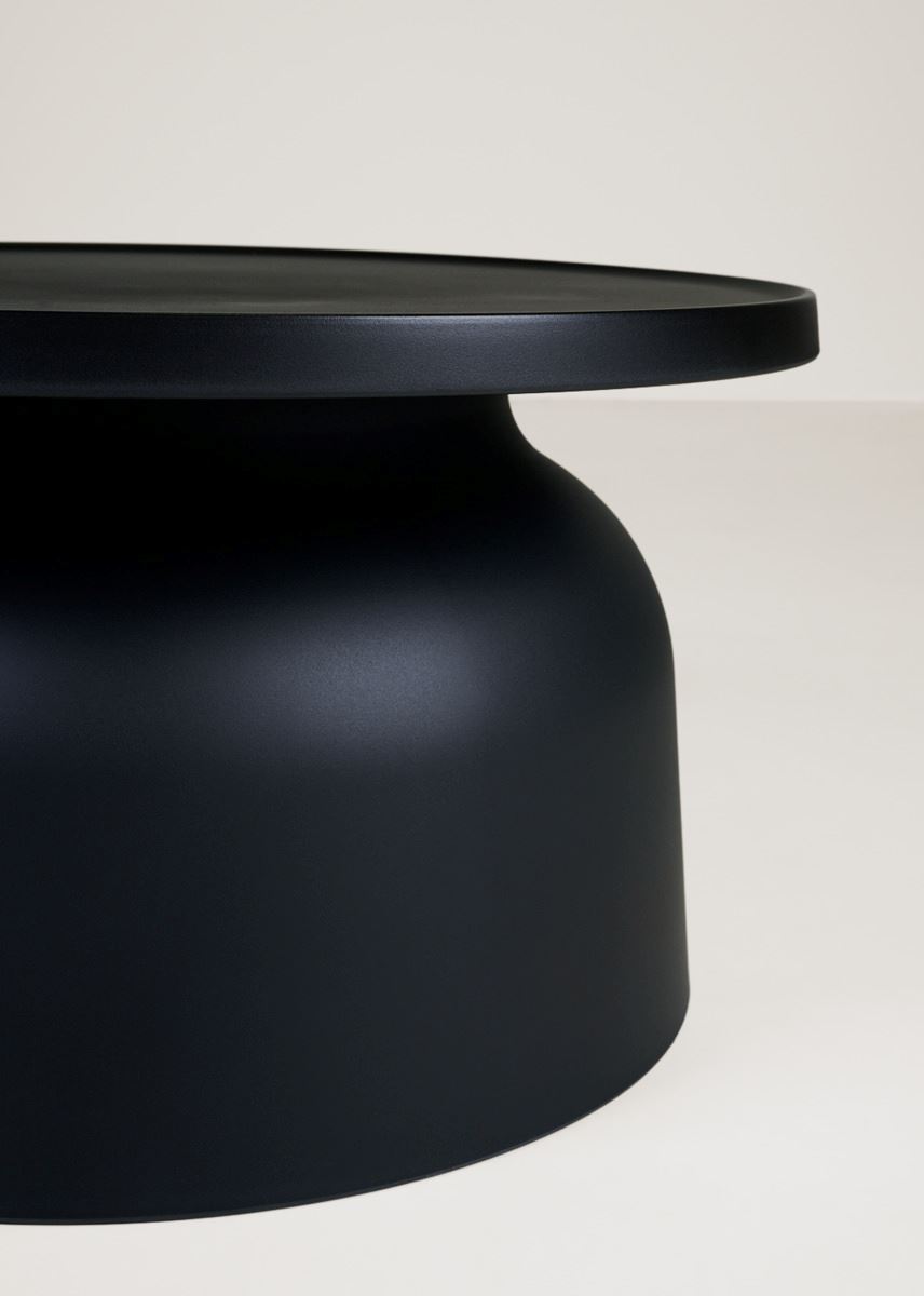 Puutarhapöytä musta - 67x67x36 cm ø67 musta - 1