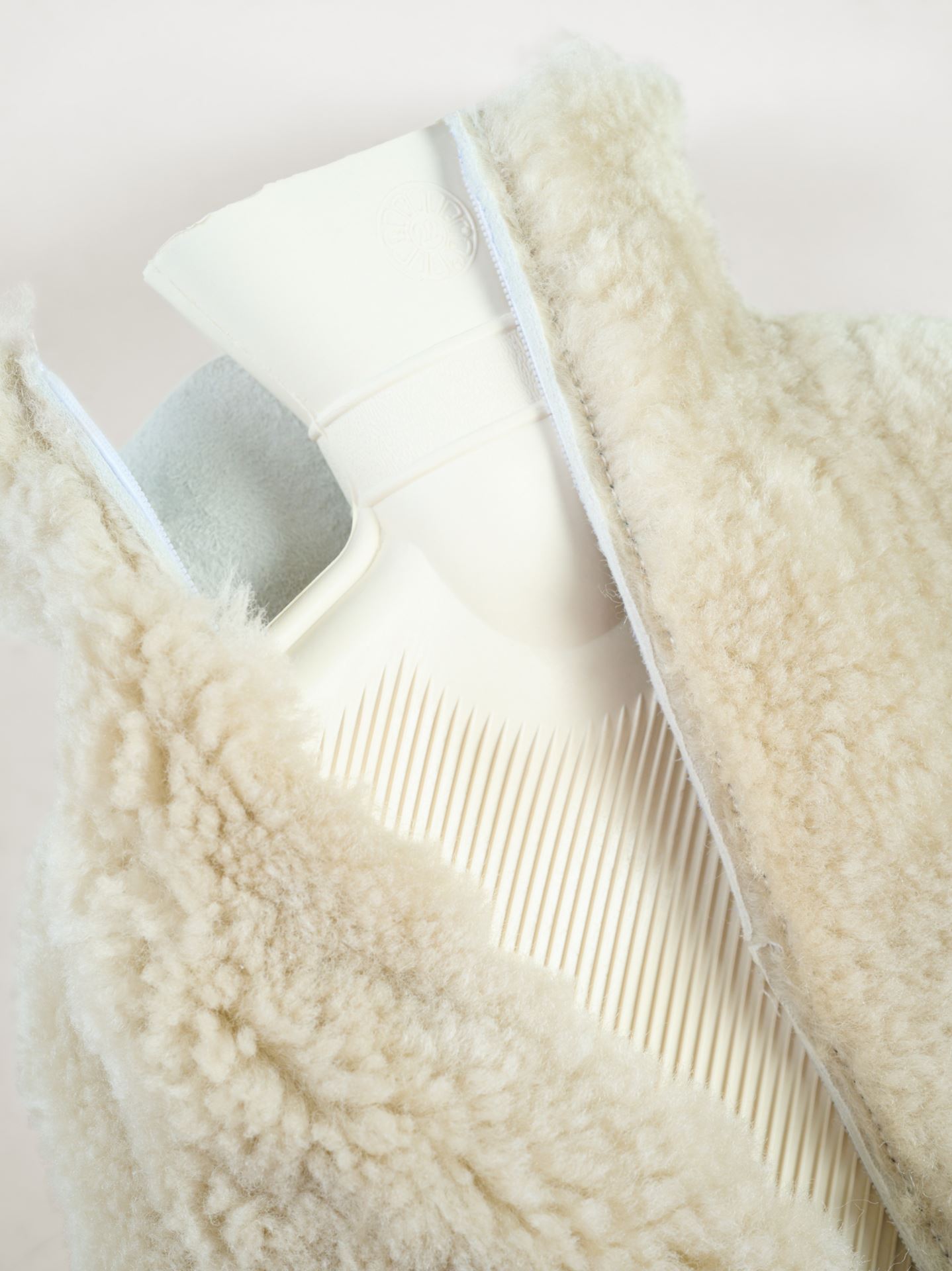 Kuumavesipullo beige - 2