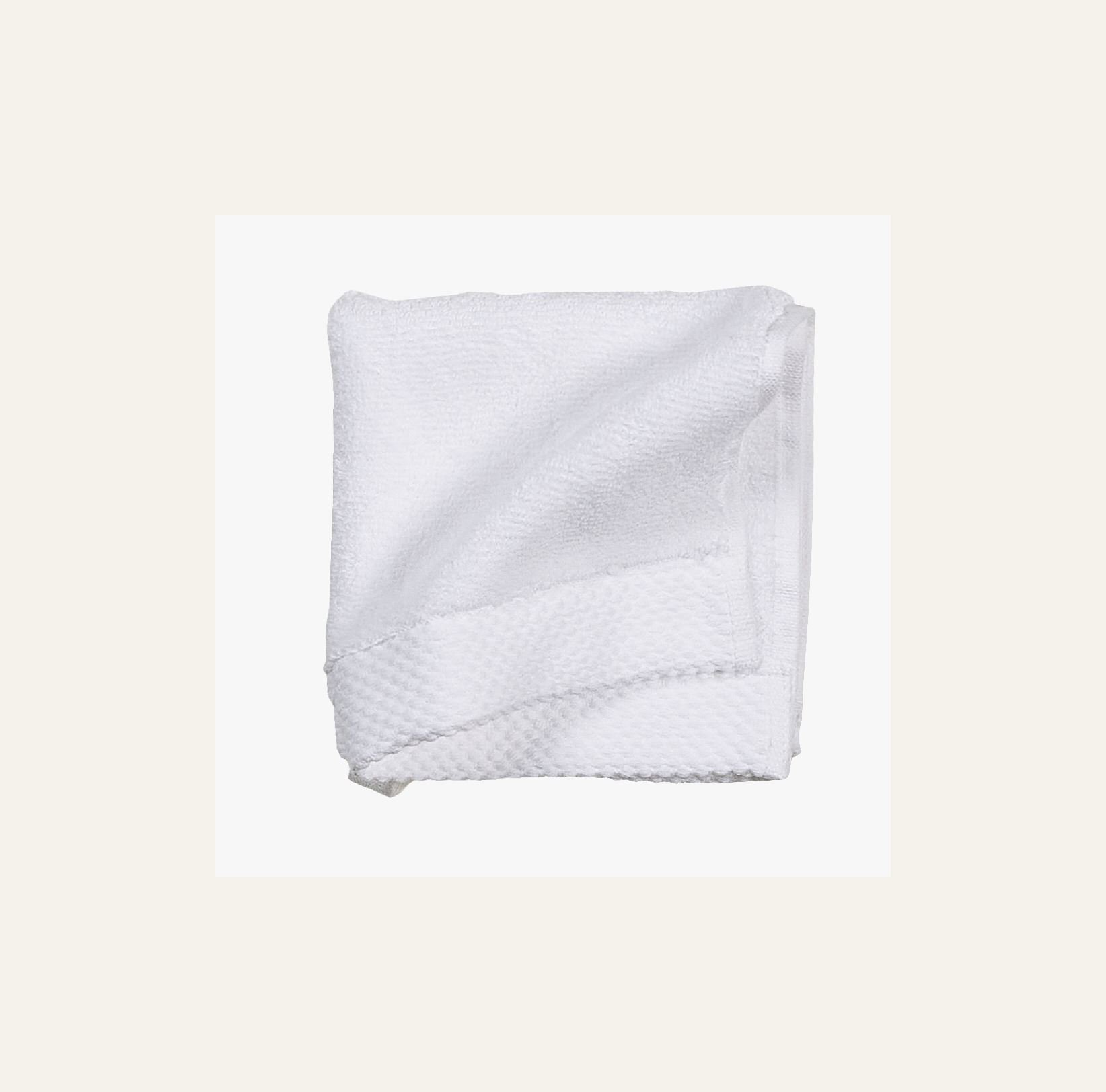 Pyyhe valkoinen - 2