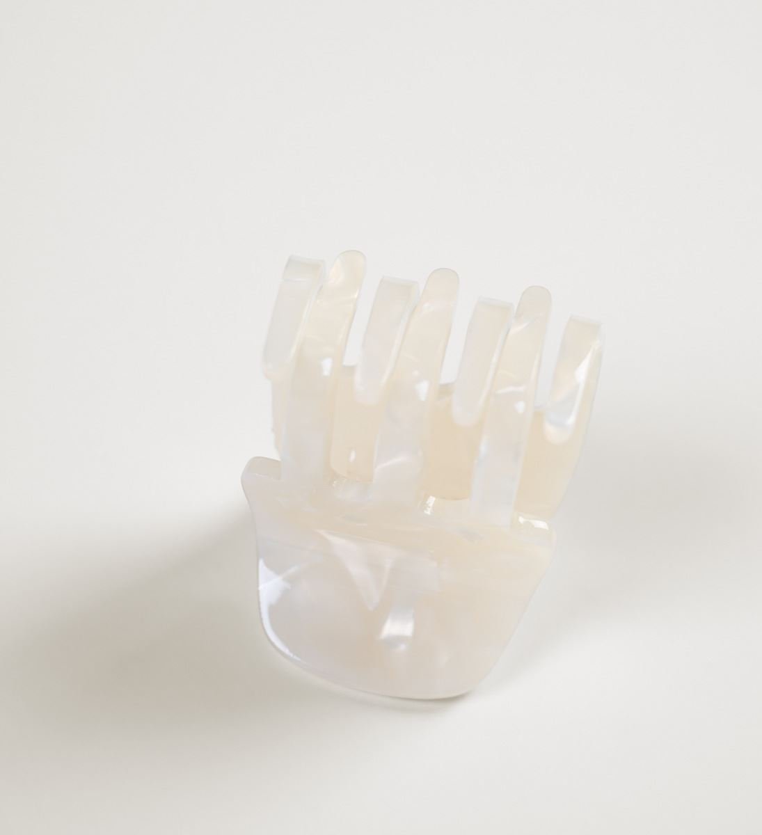 Hiusklipsi luonnonvalkoinen - 2