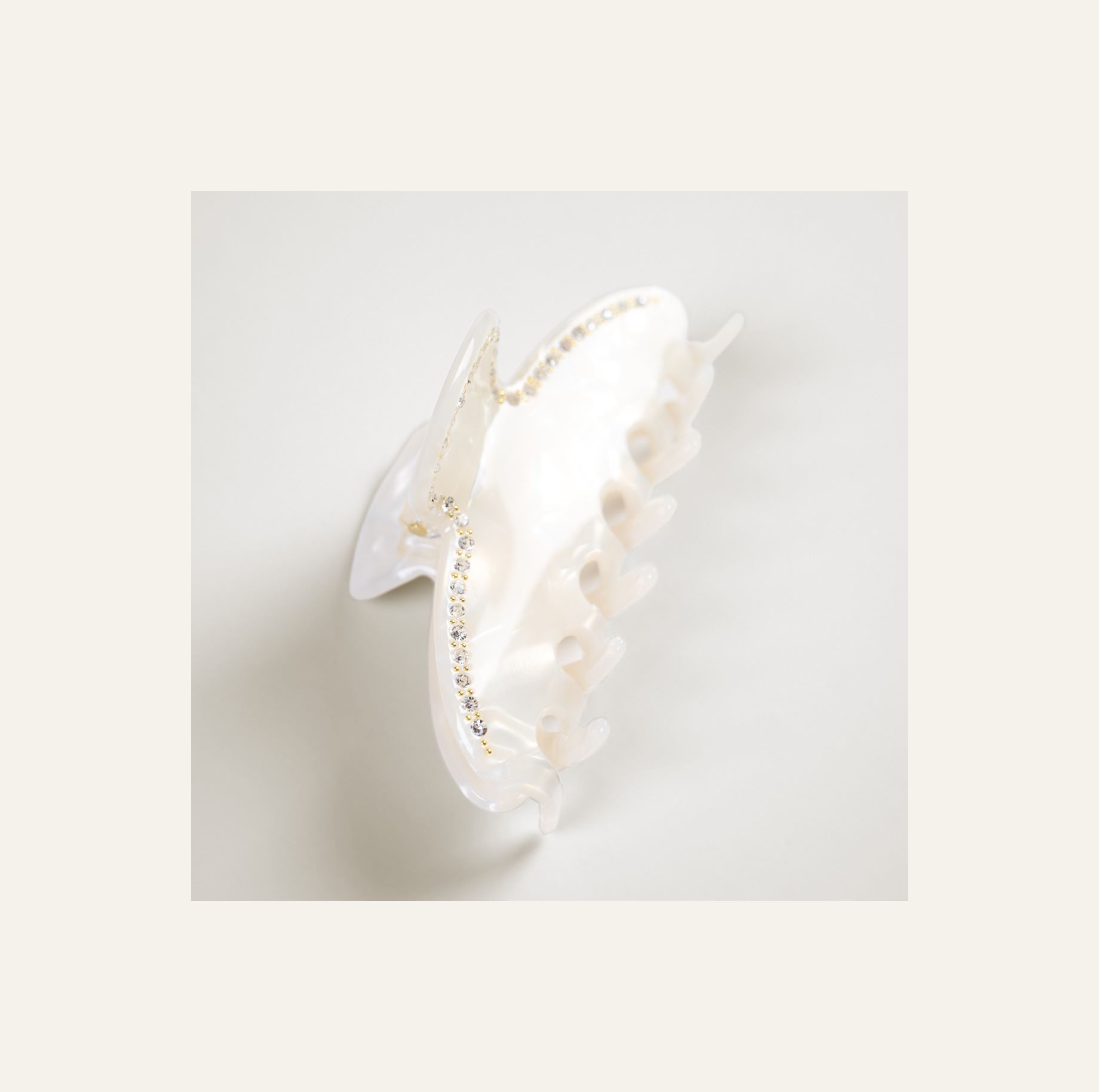 Hiusklipsi luonnonvalkoinen - 2