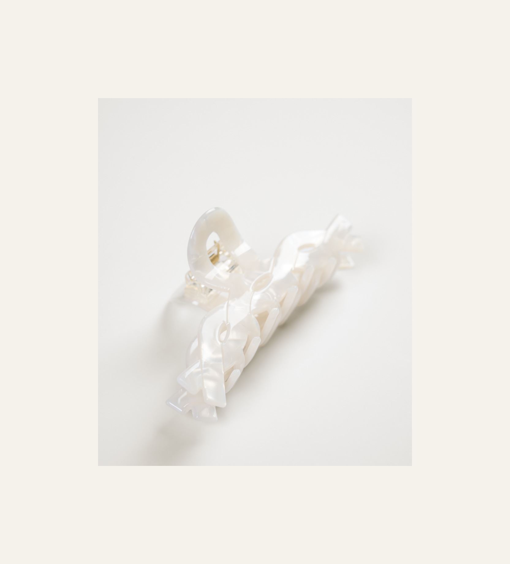 Hiusklipsi luonnonvalkoinen - 3