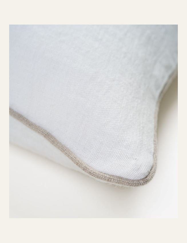 Koristetyynynpäällinen valkoinen - 3