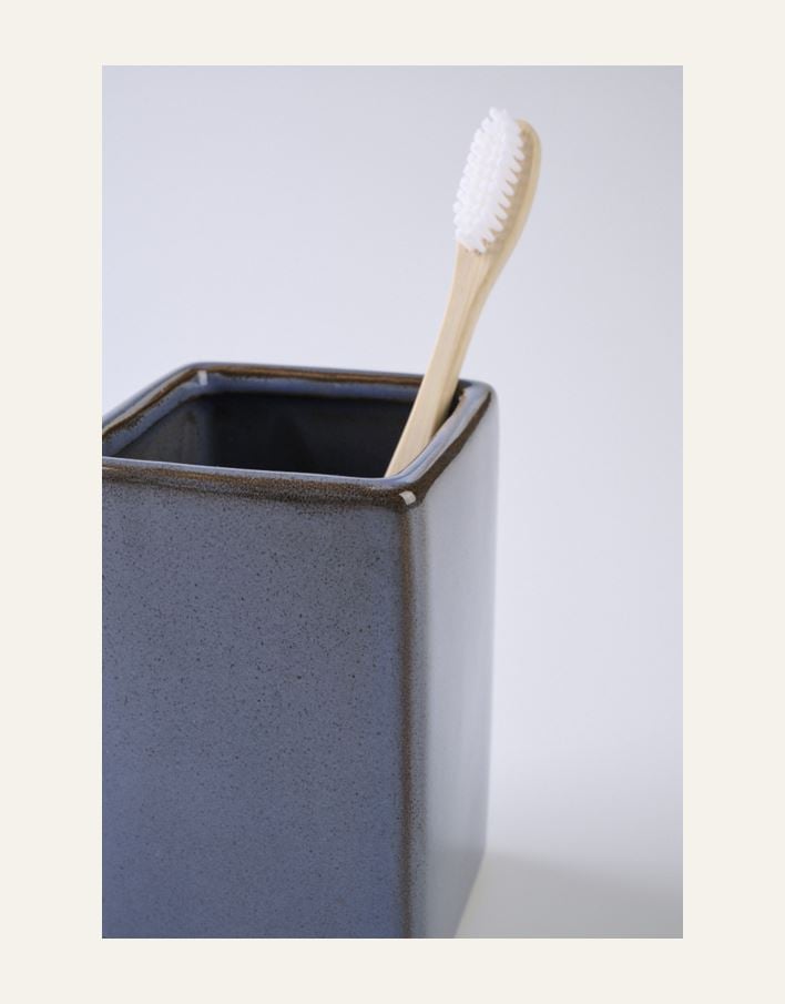 Hammasharjateline harmaa - 2