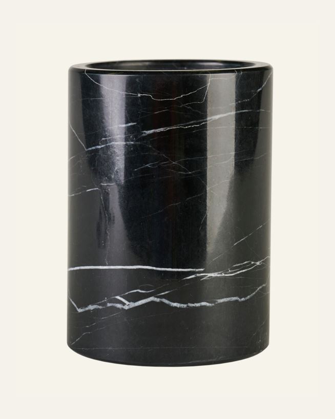 Hammasharjateline musta - 7,5x7,5x10,4 cm musta - 1