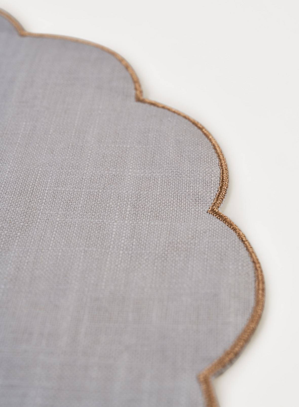 Tabletti vaaleanharmaa - 2