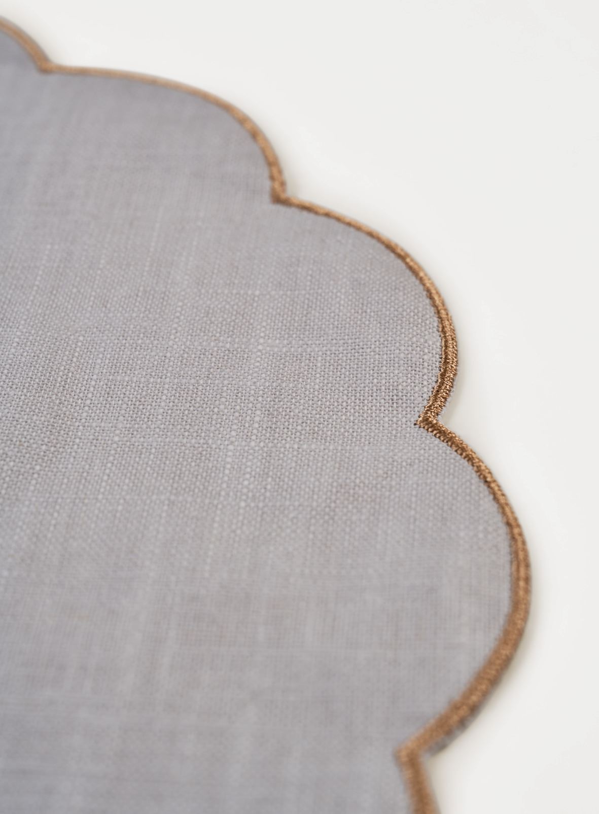 Tabletti vaaleanharmaa - 2