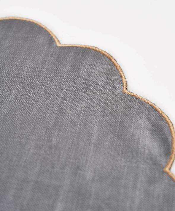 Tabletti tummanharmaa - 2