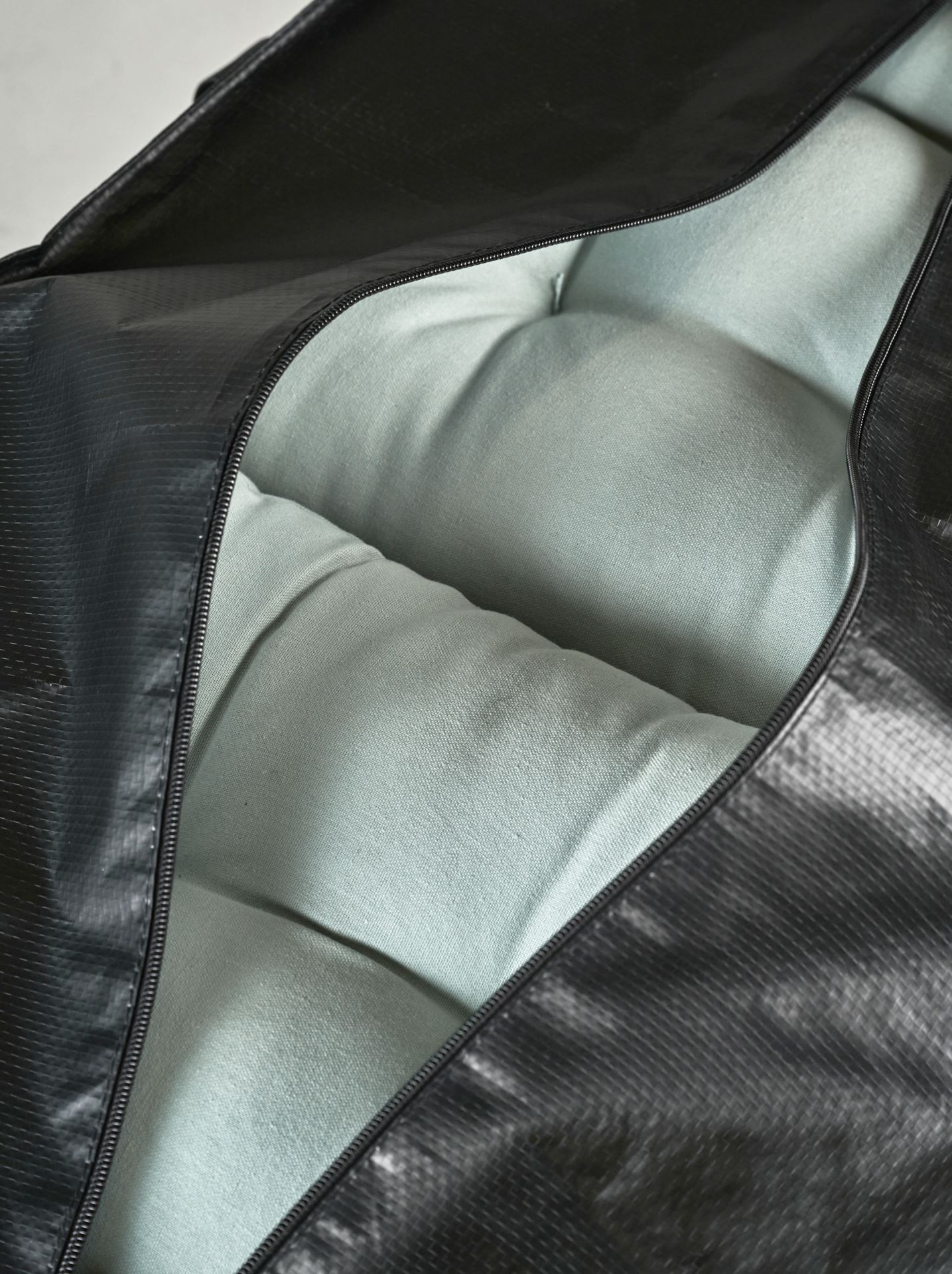 Säilytyspussi musta - 8