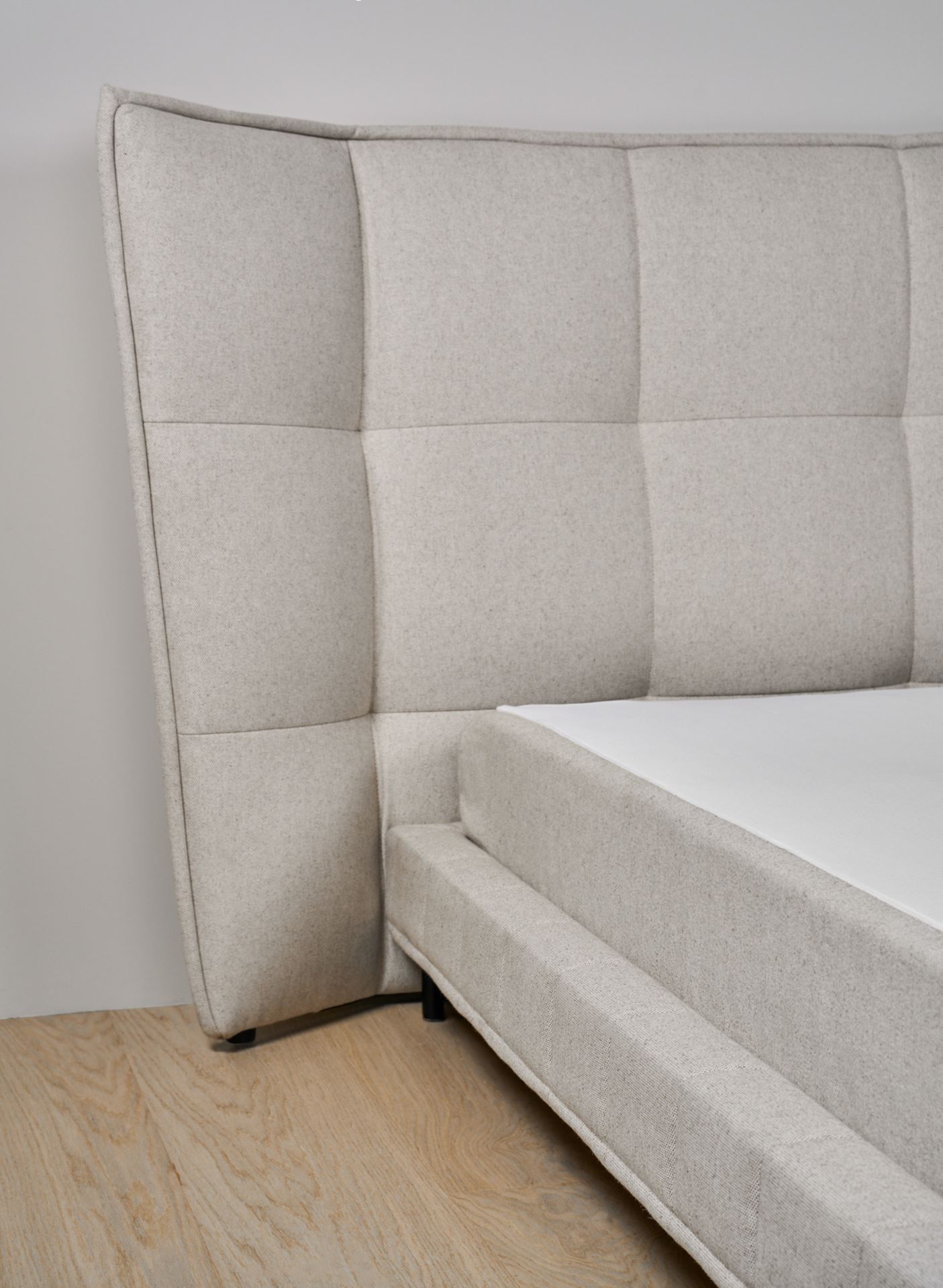 Sängynpääty luonnonväri - 6