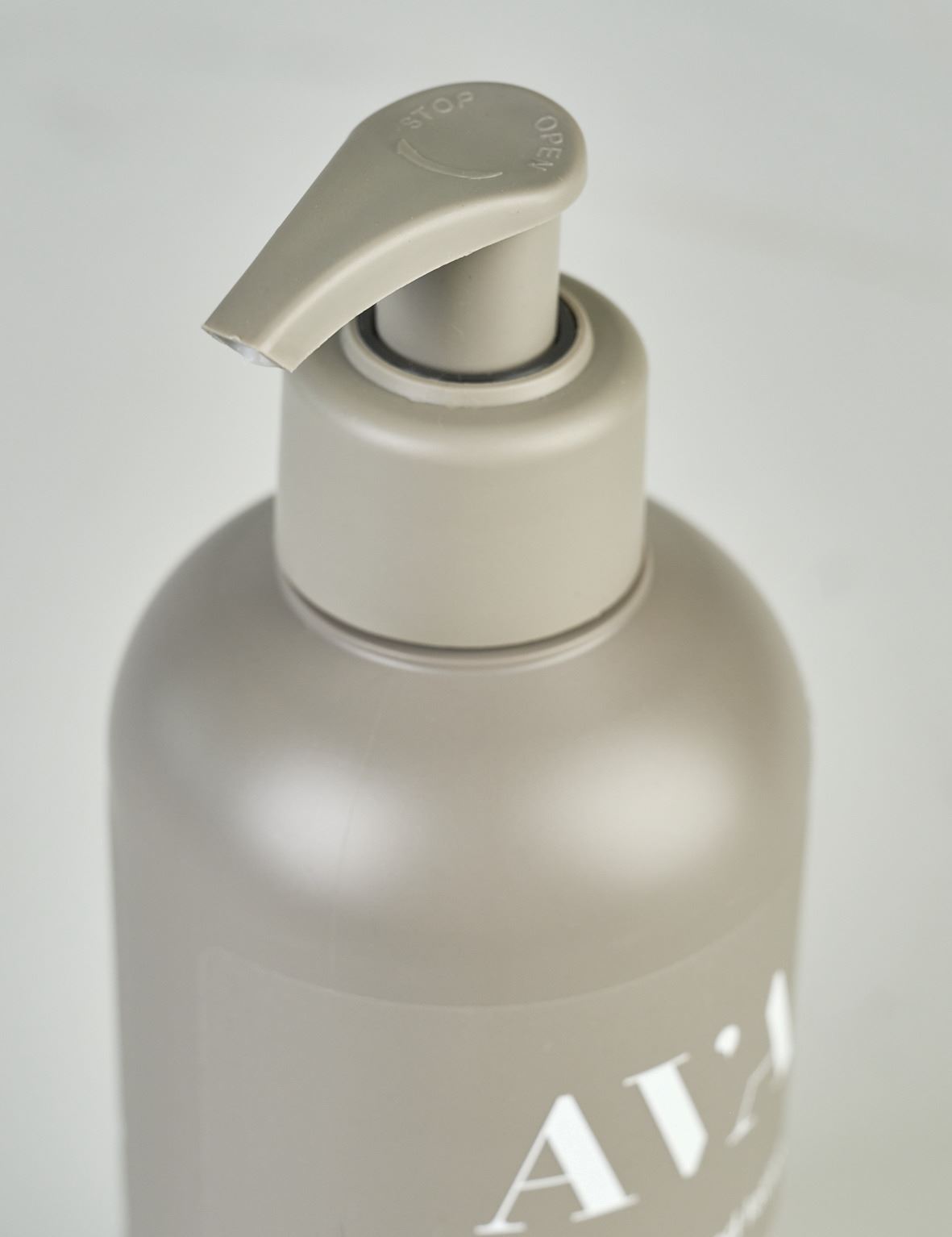 Käsivoide tummanharmaa - 2