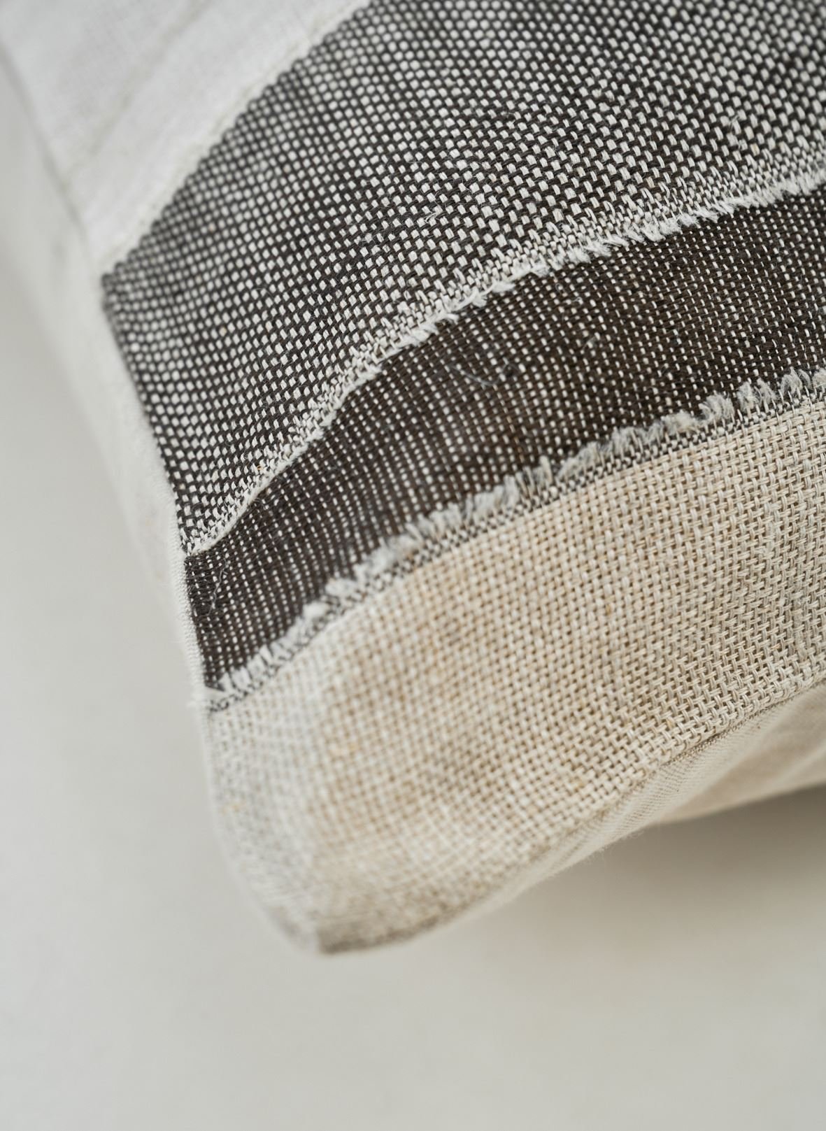 Koristetyynynpäällinen ruskea - 2