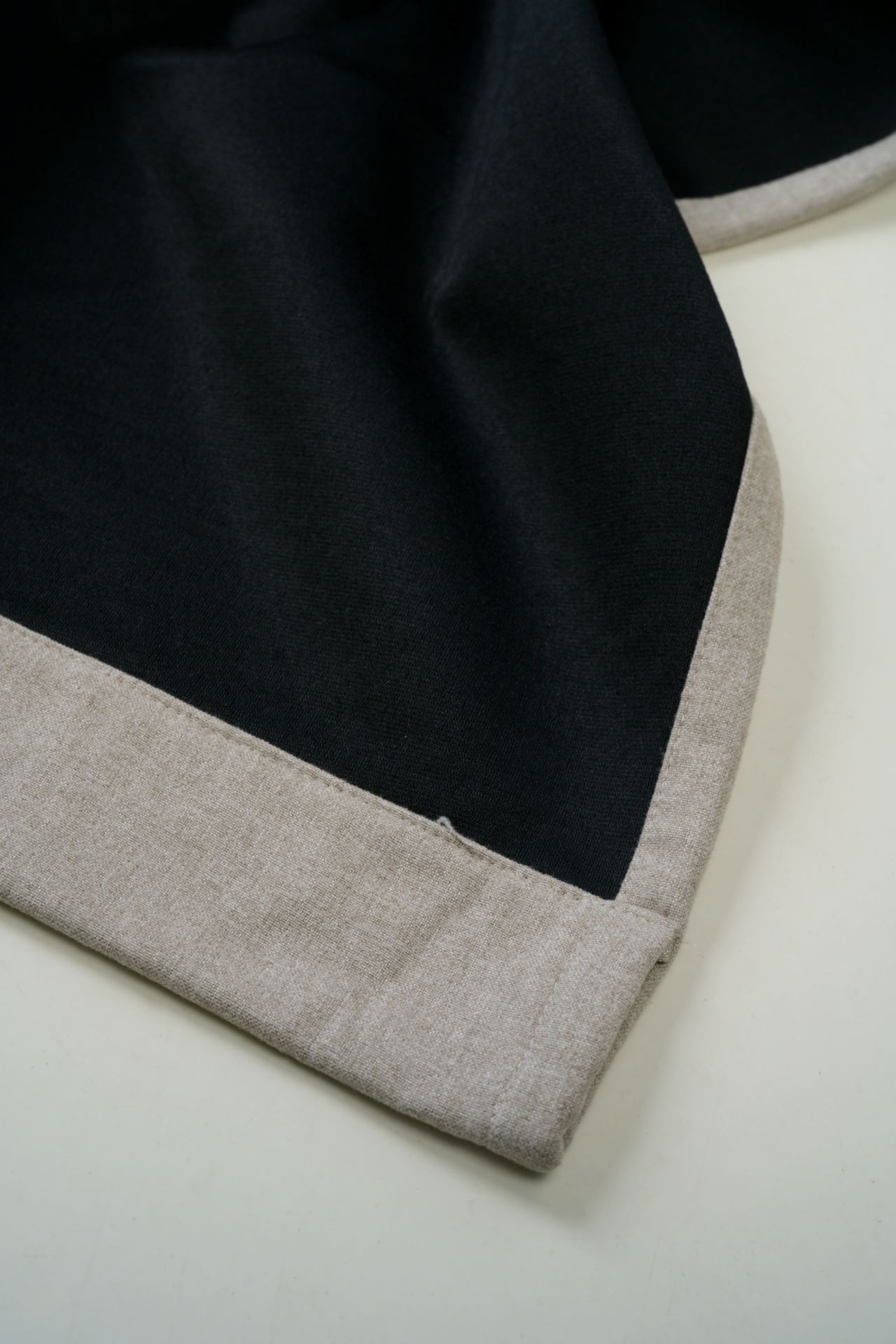 Pimentävä verho hiekka - 4