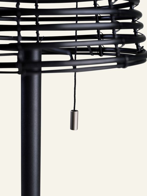 Ladattava lattiavalaisin musta - 2