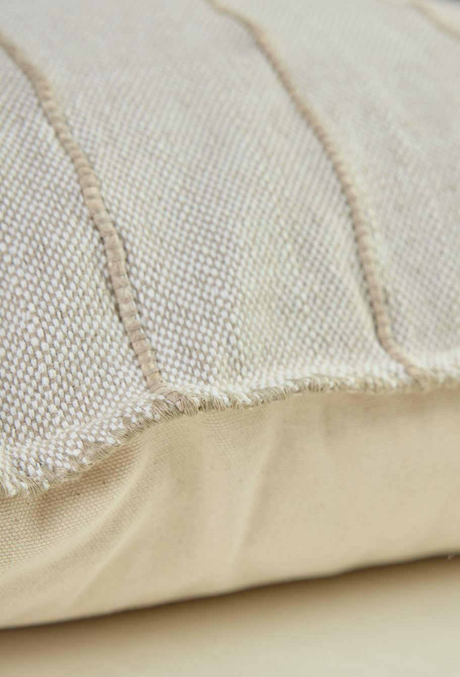 Koristetyynynpäällinen beige - 2