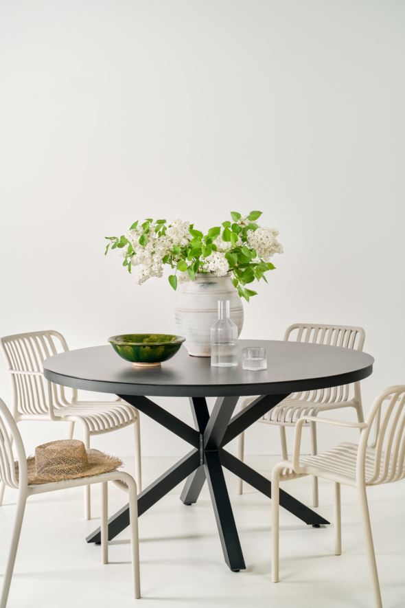 Puutarhapöytä musta - 3