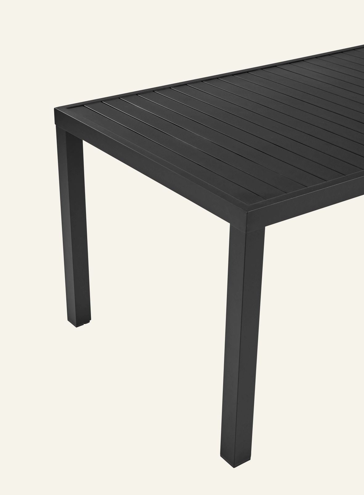 Puutarhapöytä musta - 3