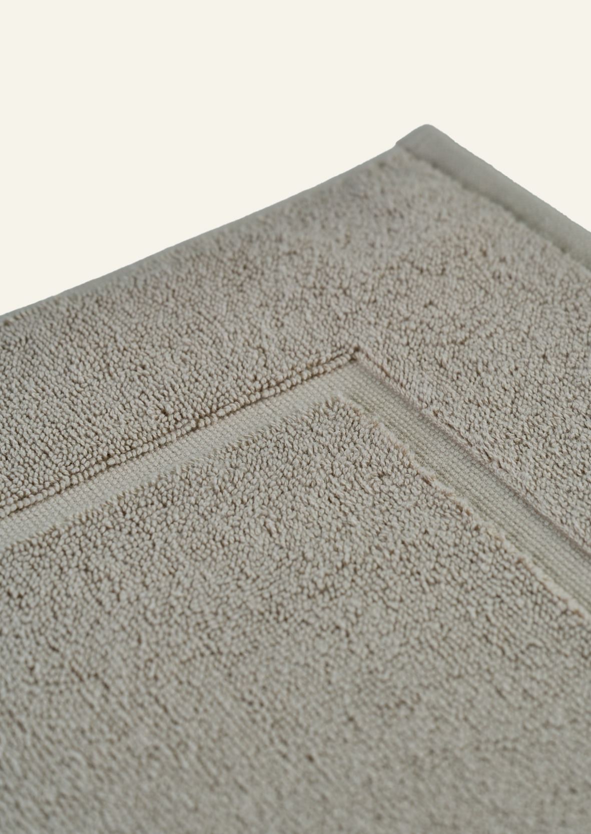 Kylpyhuoneenmatto beige - 2