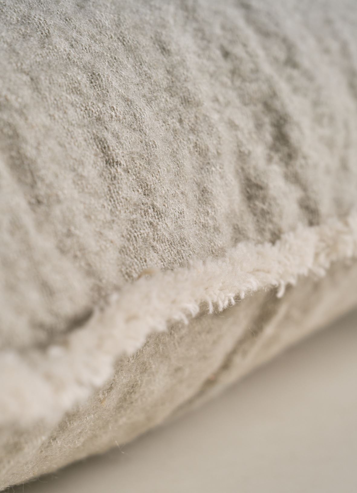 Koristetyynynpäällinen vaaleanvihreä - 2