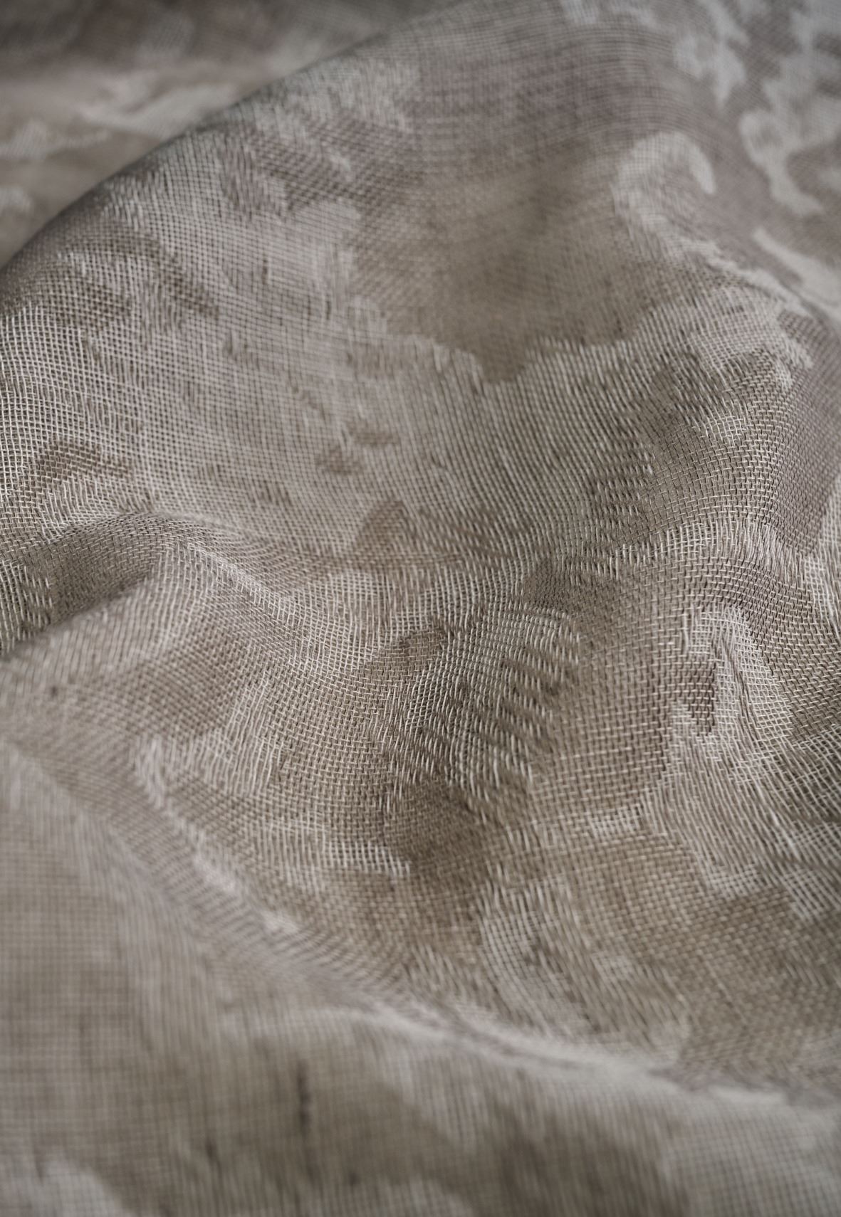 Verho vaaleanharmaa - 2