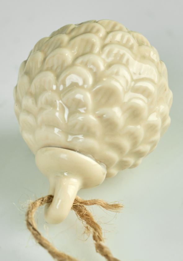 Joulukuusenkoriste beige - 2